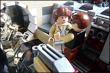 Modification Int&eacute;rieure du Millenium Falcon UCS - Par Marshal Banana