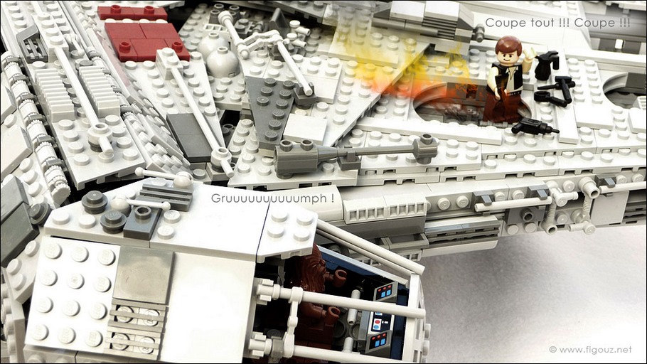 LEGO 10179 Millenium Falcon - Arrête ! Coupe !! Mais coupe !!!