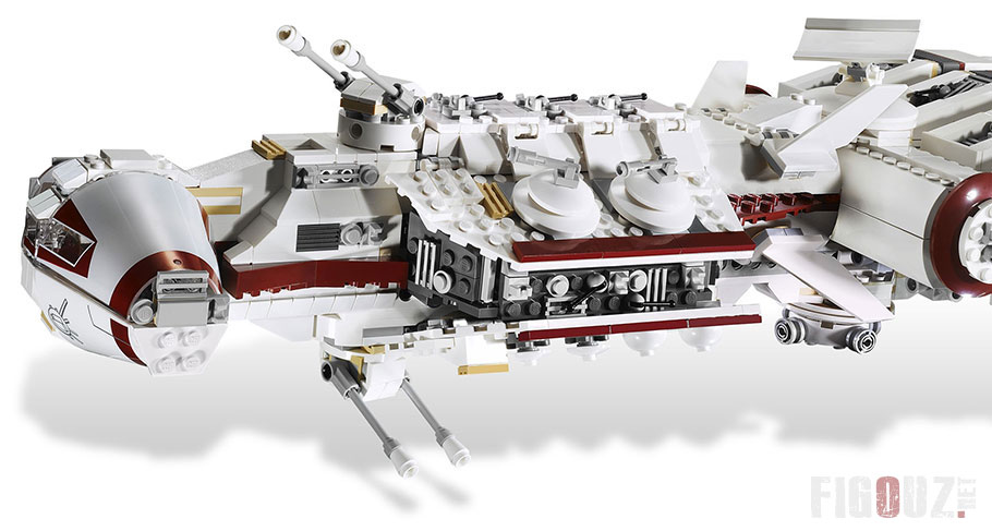 Vue détaillée du Tantive IV - LEGO Star Wars 10198 UCS 10 Year Anniversary Edition