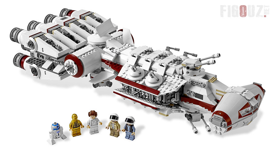 Le vaisseau et les minifigurines du set 10198 Tantive IV UCS 10 Year Anniversary Edition, paru en 2009