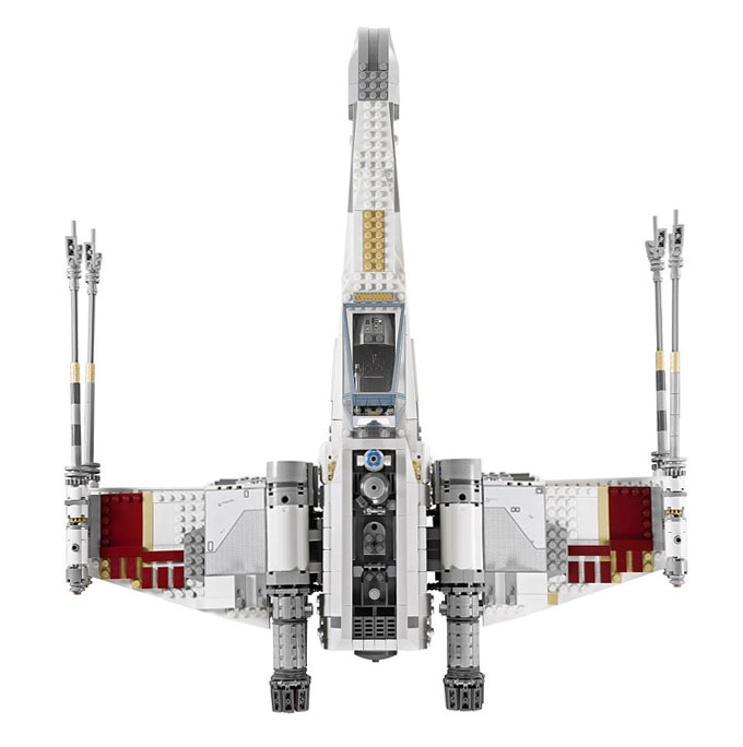 Vue de dessus du X-Wing Starfighter 10240 Ultimate Collector Series