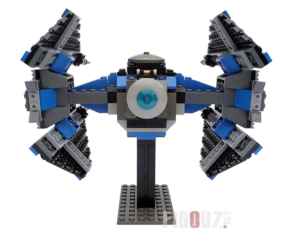 LEGO TIE Interceptor - Le chasseur TIE Interceptor Impérial !