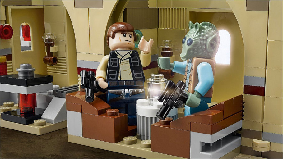 Scène illustrant l'affrontement entre Han Solo et Greedo dans la Cantina de Mos Eisley