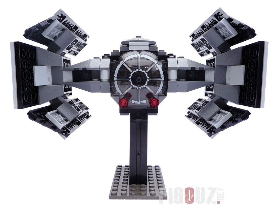 Le TIE Fighter Advanced de Dark Vador !