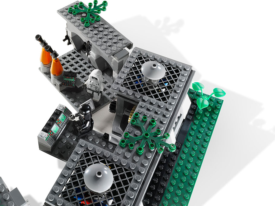 Détails du bunker impérial du set LEGO Star Wars 8038 The Battle Of Endor, 10 Year Anniversary Edition