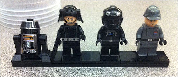 LEGO Star Wars 9492 TIE Fighter - Minifigurines