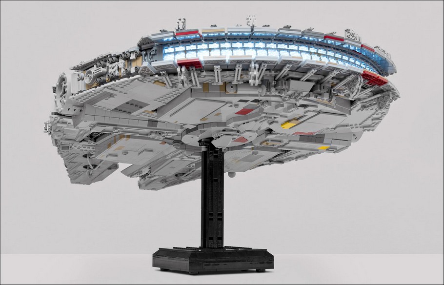 Faucon Millenium UCS Star Wars 7 - MOC LEGO Star Wars de 7500 pièces