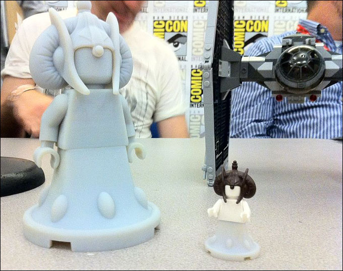 Prototype de la minifigurine LEGO de la Reine Amidala