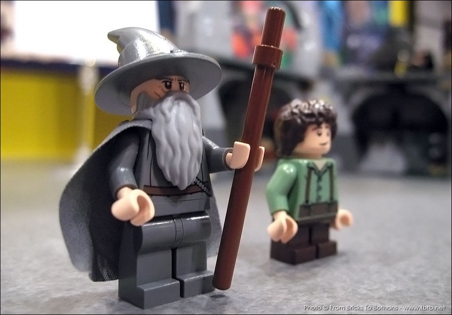 LEGO 9469 : La minifigurine de Gandalf le Gris