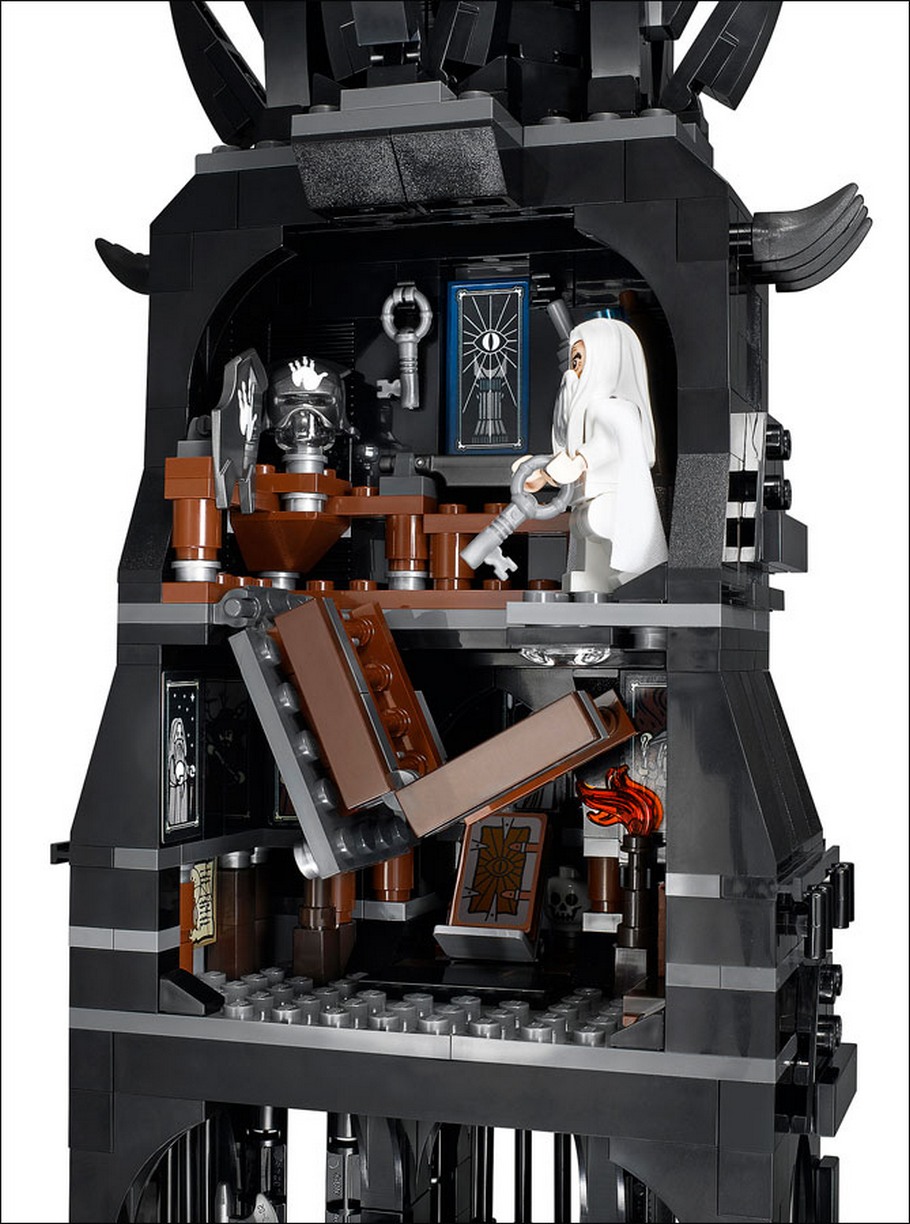 LEGO 10237 The Tower of Orthanc- Le grenier