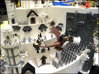 La tour d'Orthanc en LEGO - Par l'association OneLUG