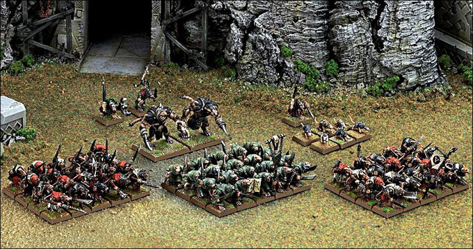 Le bataillon Skaven sort des galeries sous la montagne pour ravager la campagne alentour !